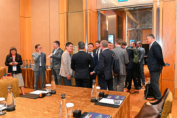 Img-298