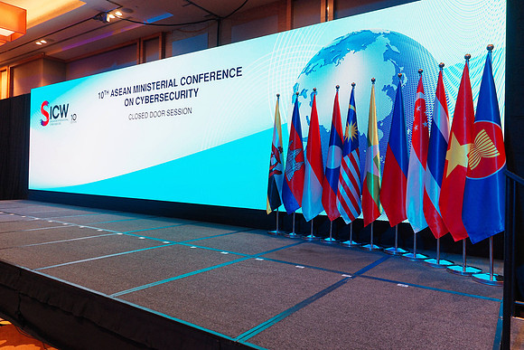 Img-147
