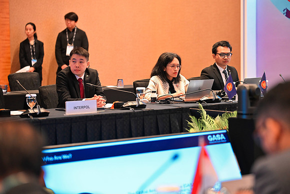Img-094