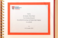 PB040018