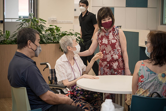 Img-0048