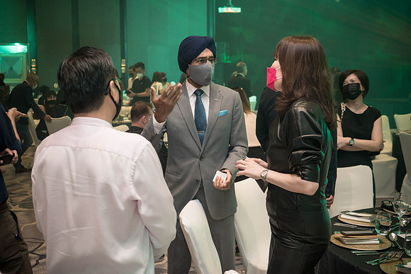 Img-0053