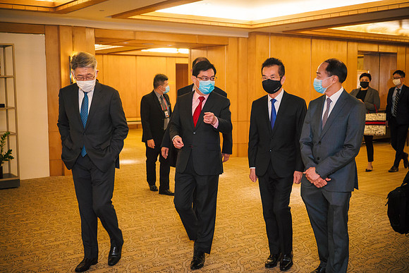 Img-0053