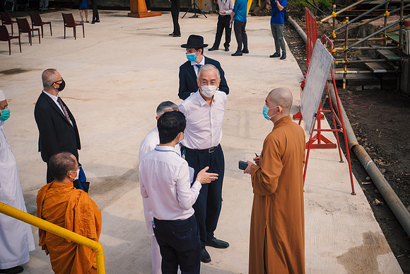 Img-0046