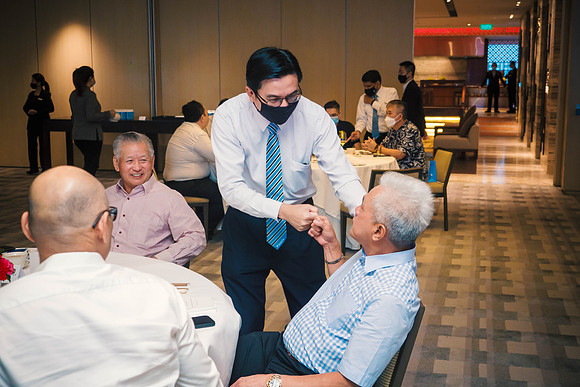 Img-0049