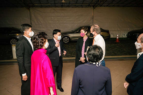 Img-0071