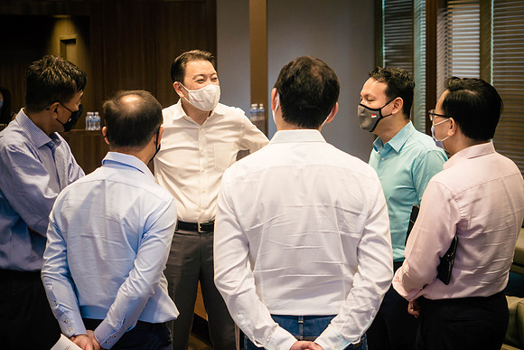 Img-0030