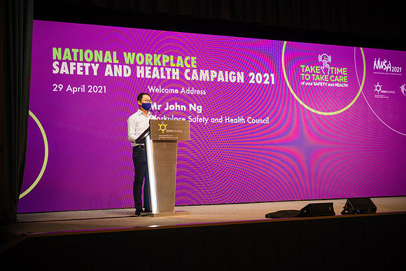 Img-0049