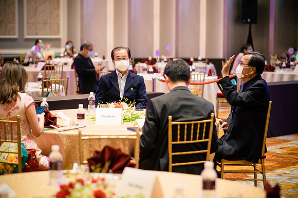 Img-0054