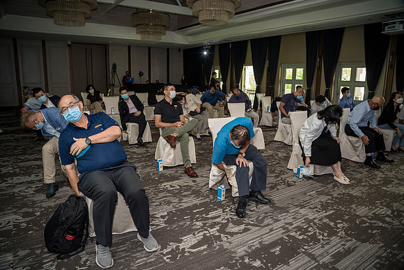 Img-0058