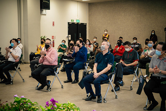 Img-0042