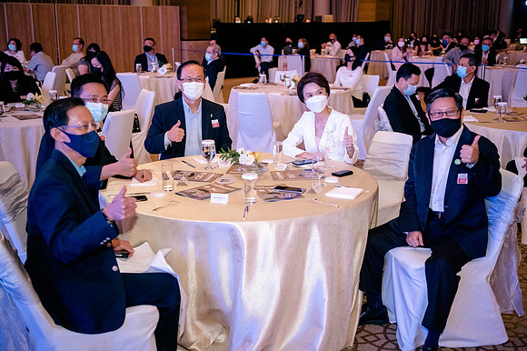 Img-0041