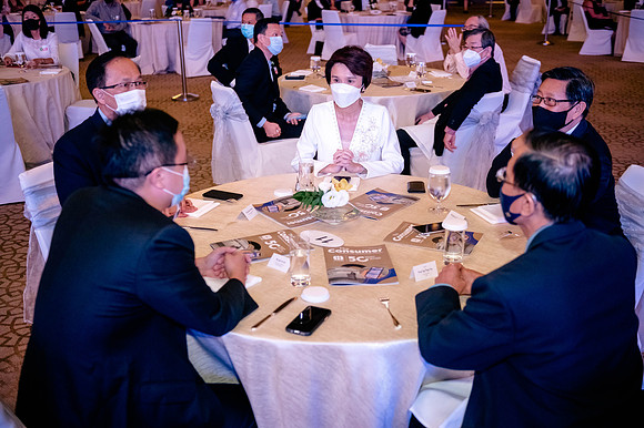 Img-0042