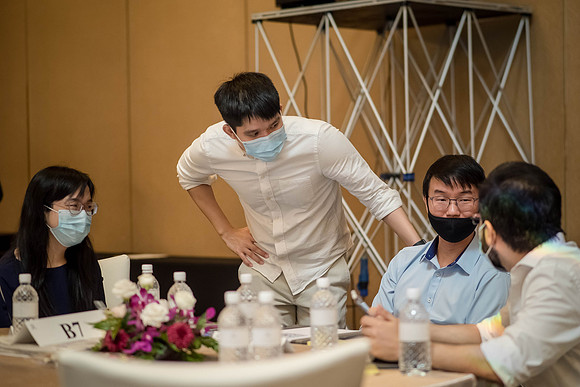 Img-0058