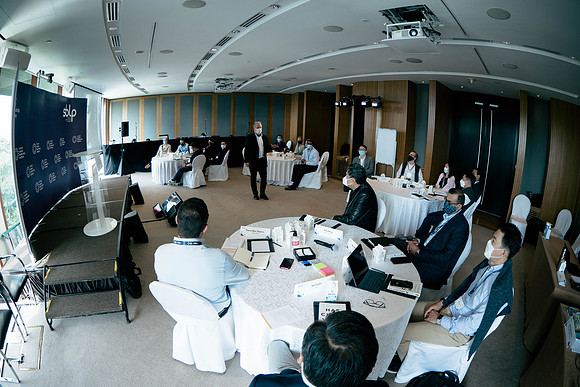 Img-0028