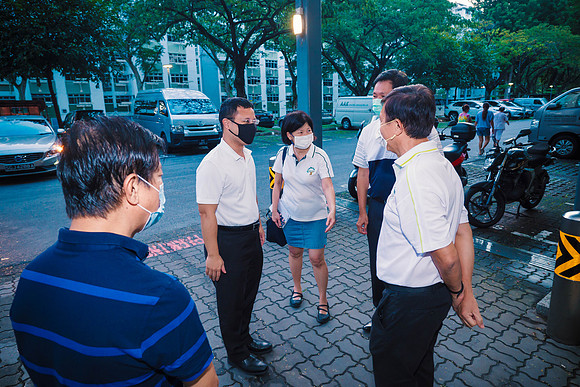 Img-0077