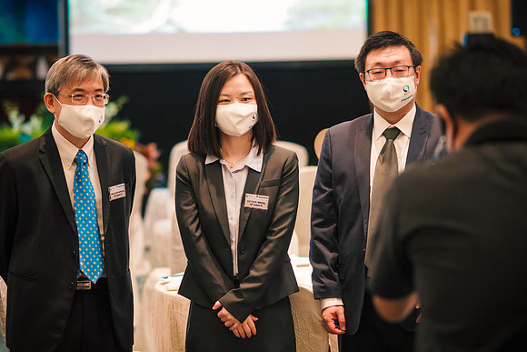 Img-0071