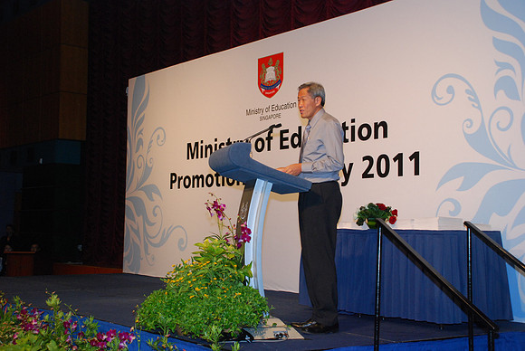 MOE 080411_0061