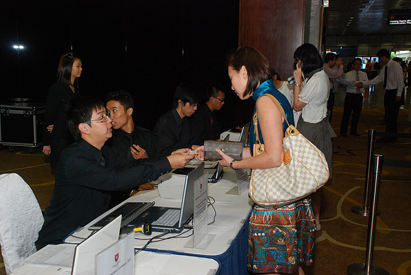 MOE 080411_0021