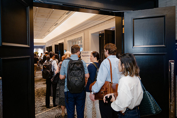 P2020093