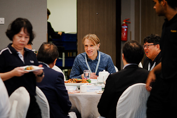 Img-099