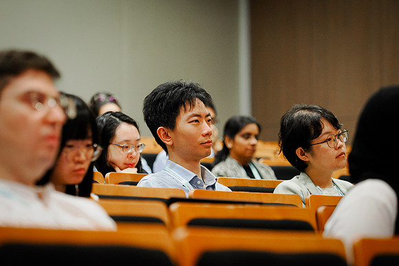 Img-059